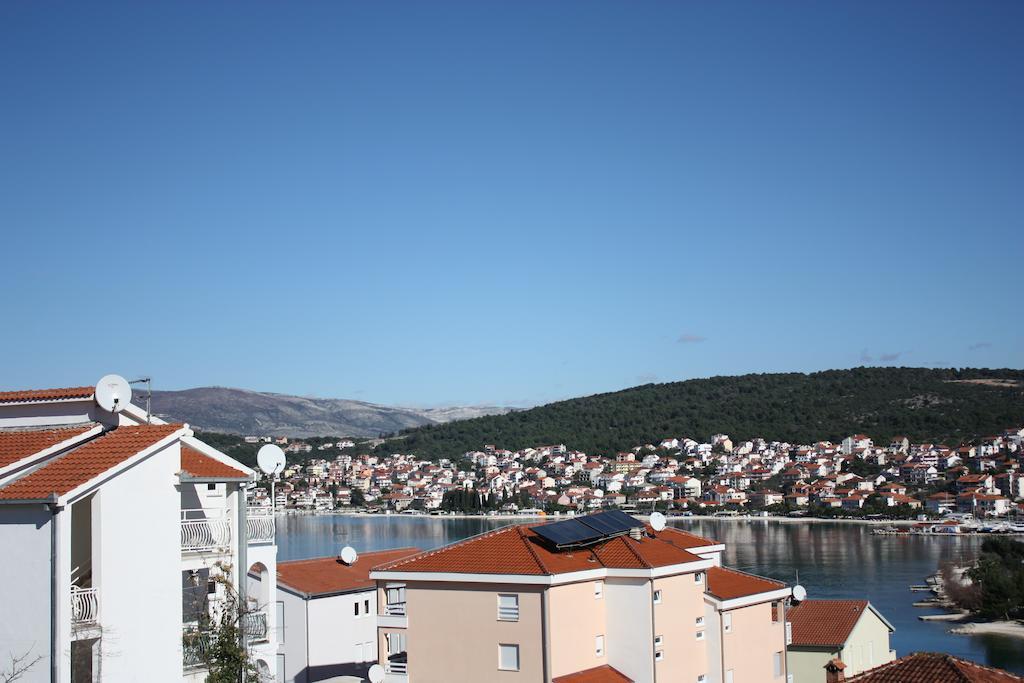 Andrea Apartments Trogir Chambre photo