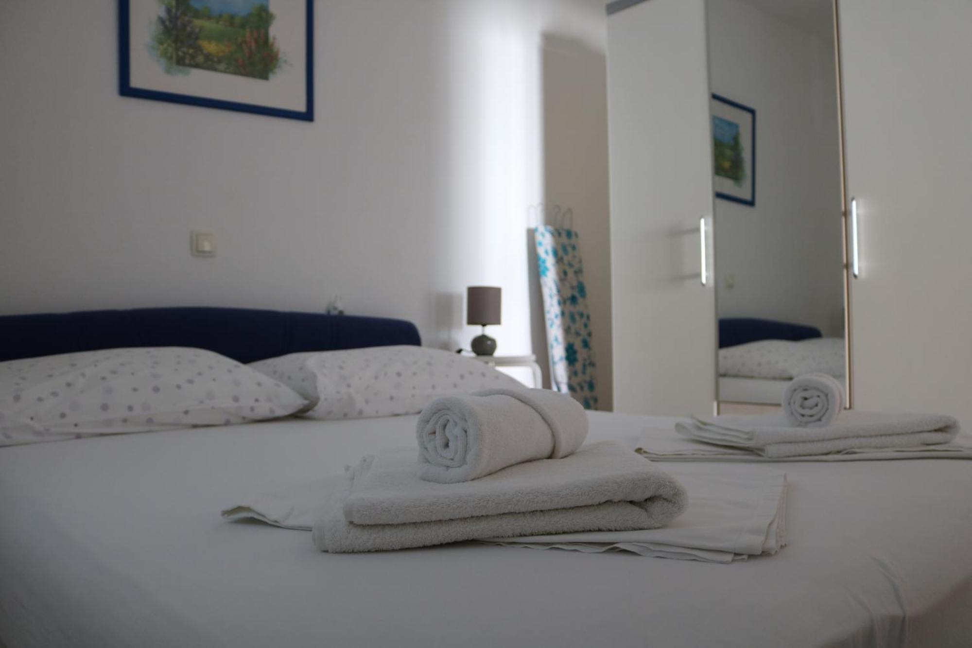 Andrea Apartments Trogir Extérieur photo