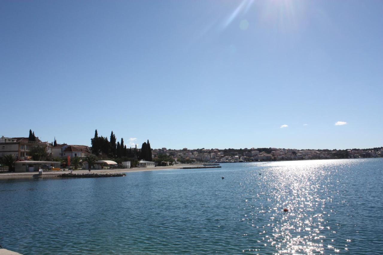 Andrea Apartments Trogir Chambre photo